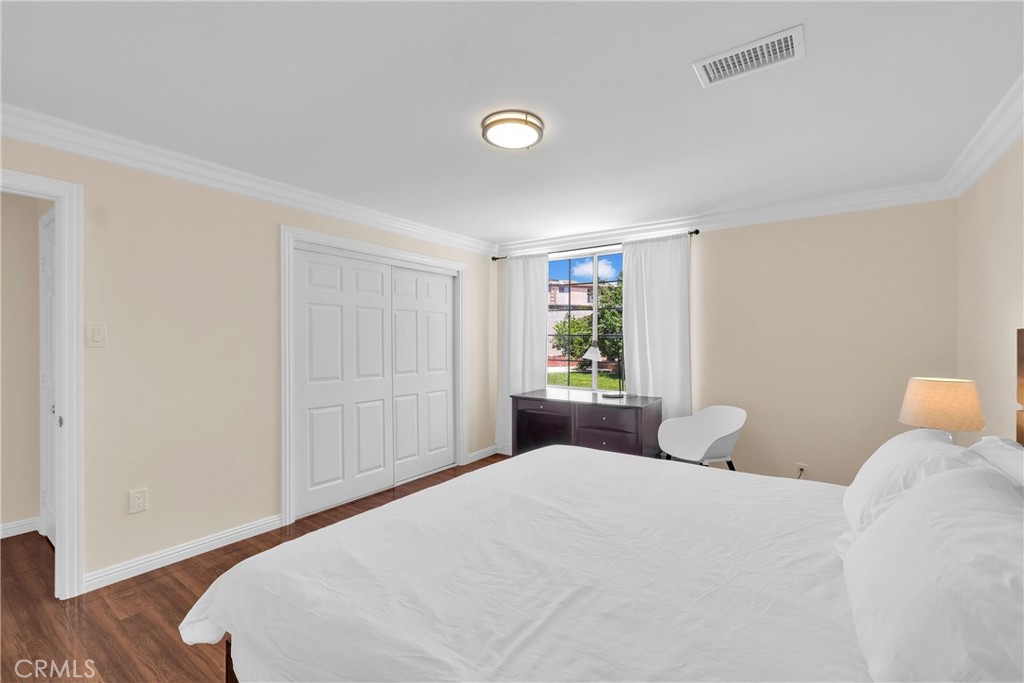 344 S Frankfurt Avenue