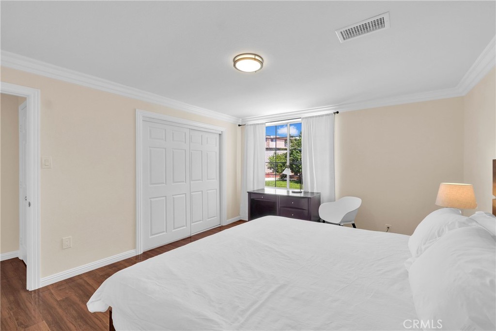 344 S Frankfurt Avenue