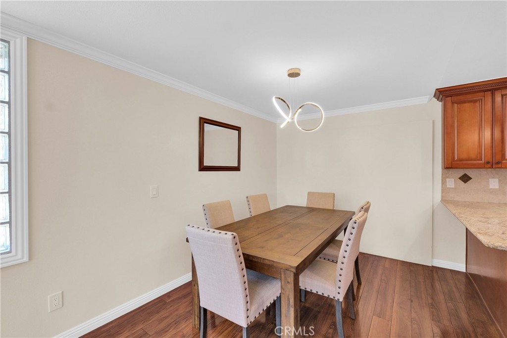 344 S Frankfurt Avenue