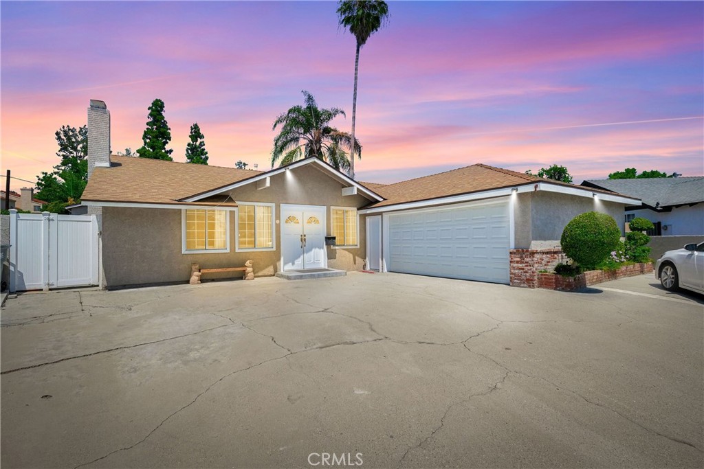 344 S Frankfurt Avenue