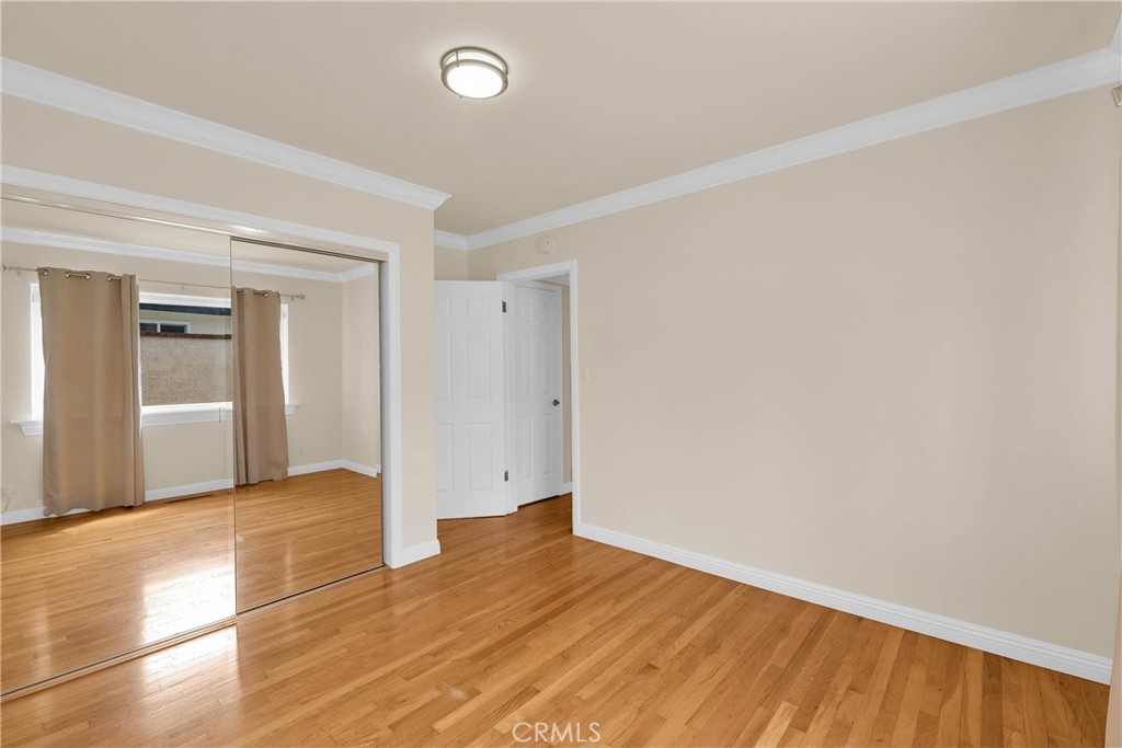 27127 Shorewood Road