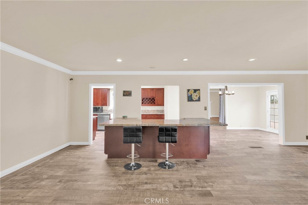 27127 Shorewood Road