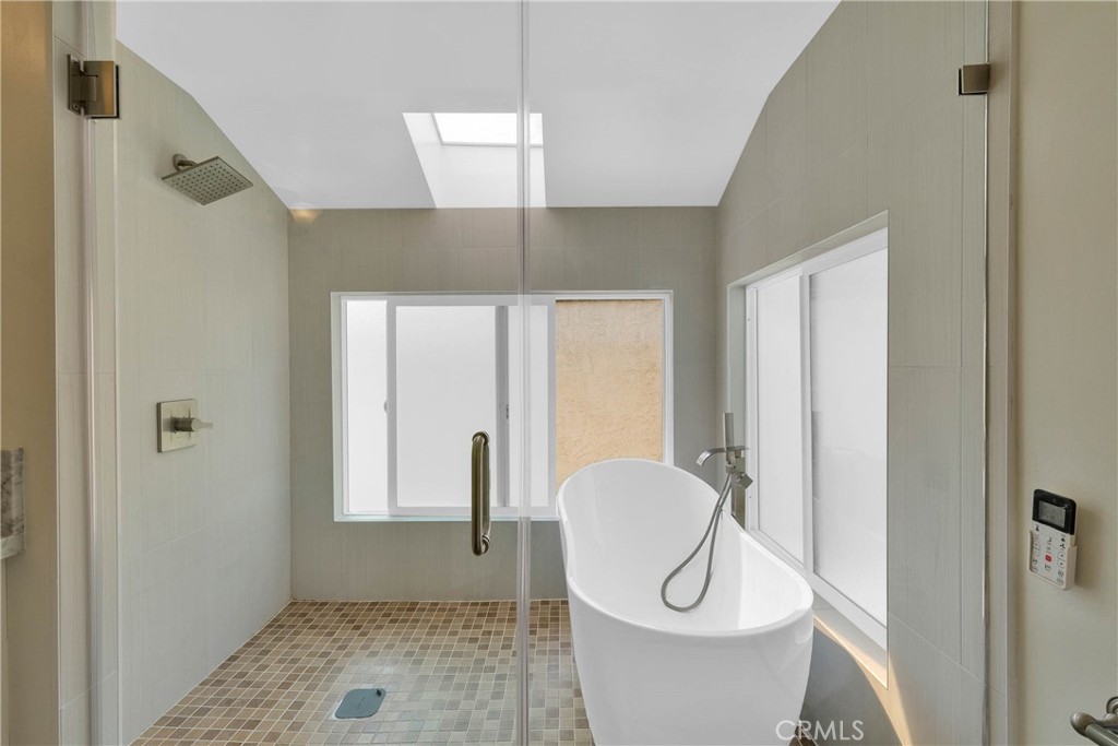 27127 Shorewood Road