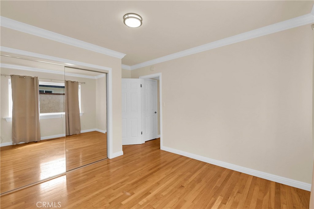 27127 Shorewood Road