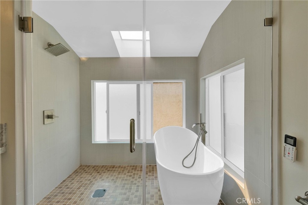 27127 Shorewood Road