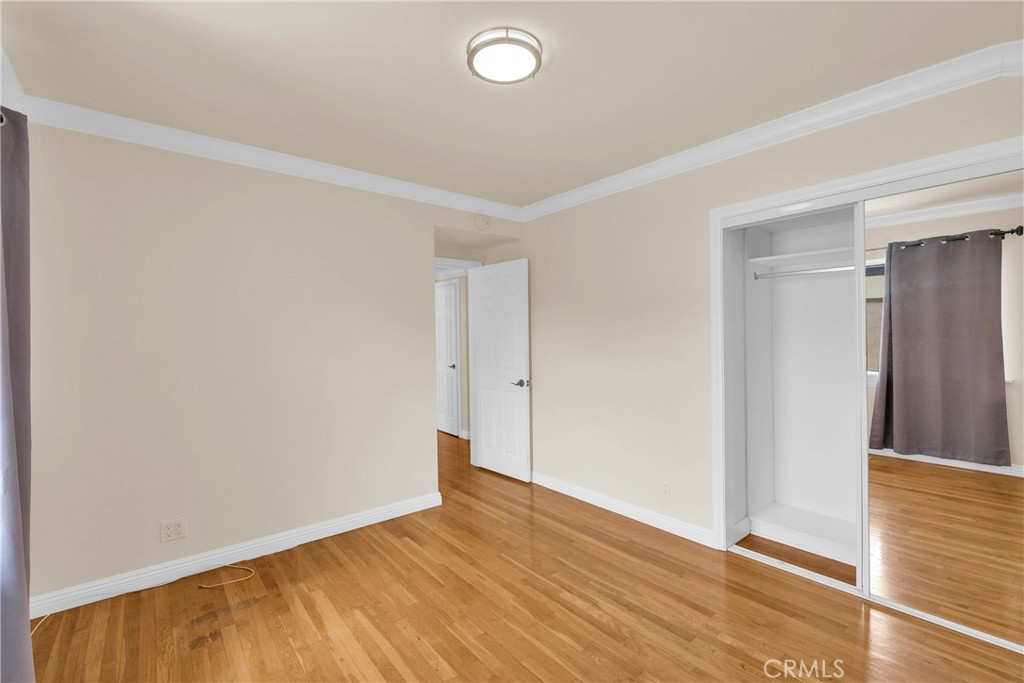 27127 Shorewood Road