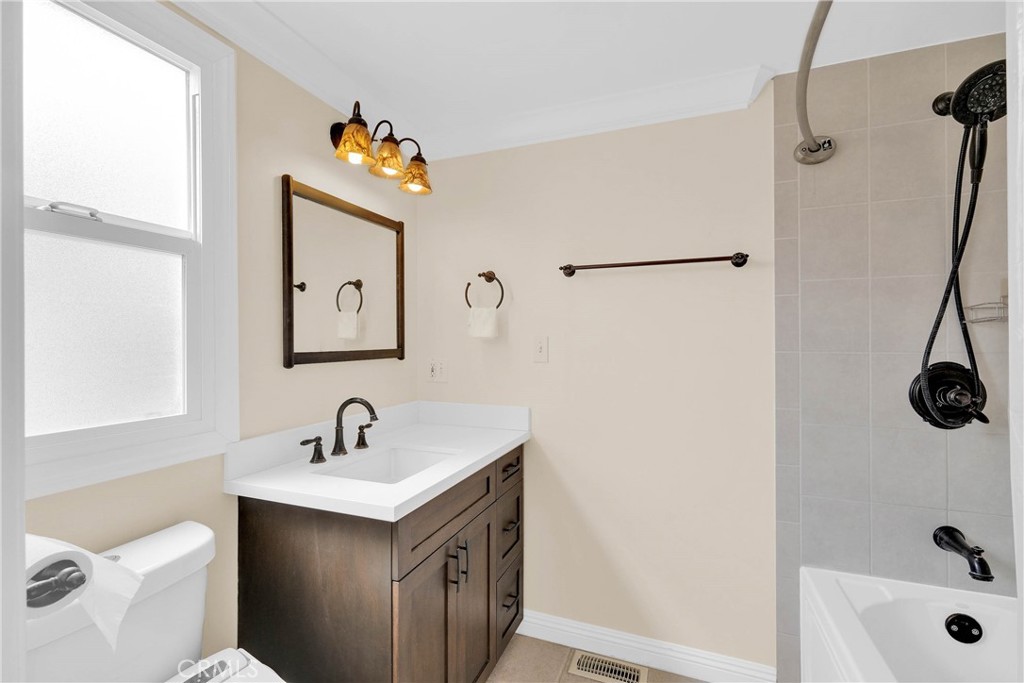 27127 Shorewood Road