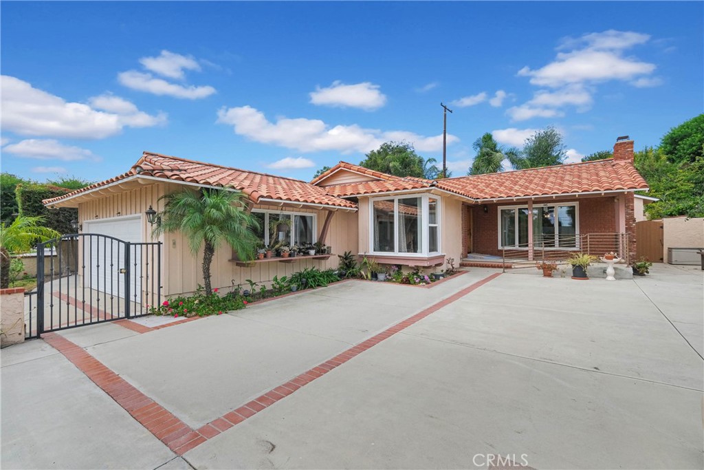 27127 Shorewood Road