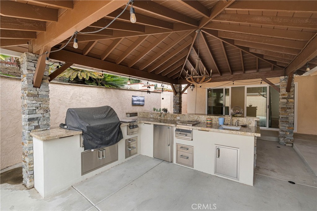 27127 Shorewood Road