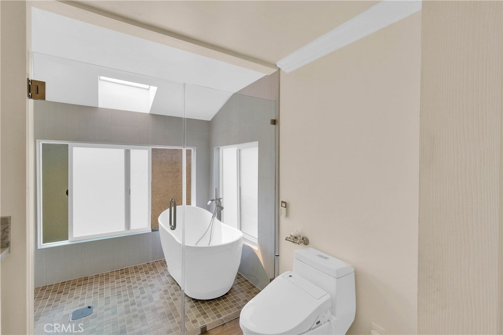 27127 Shorewood Road