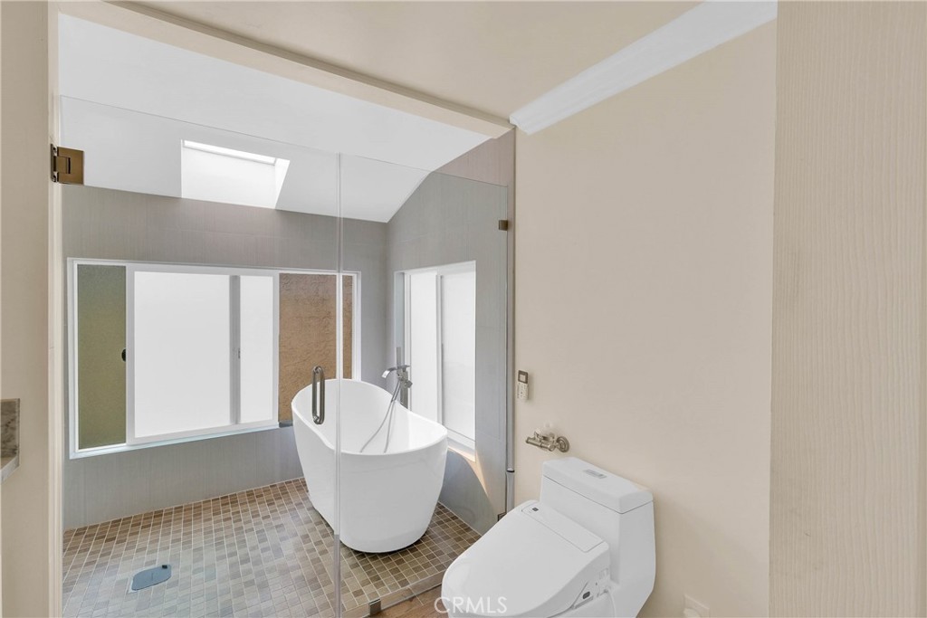 27127 Shorewood Road