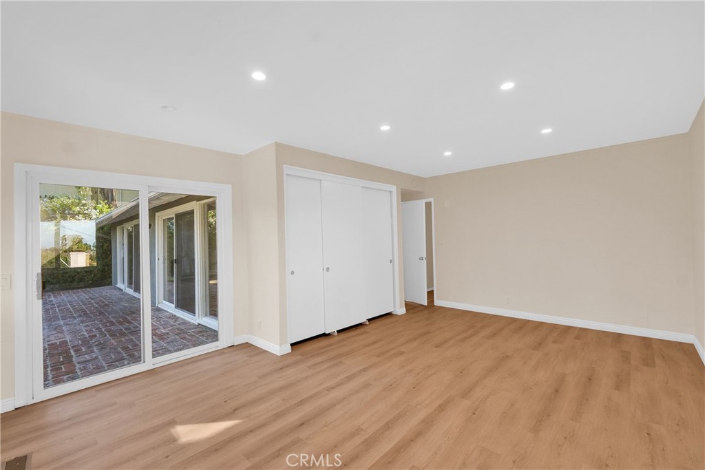 27104 Shorewood Road