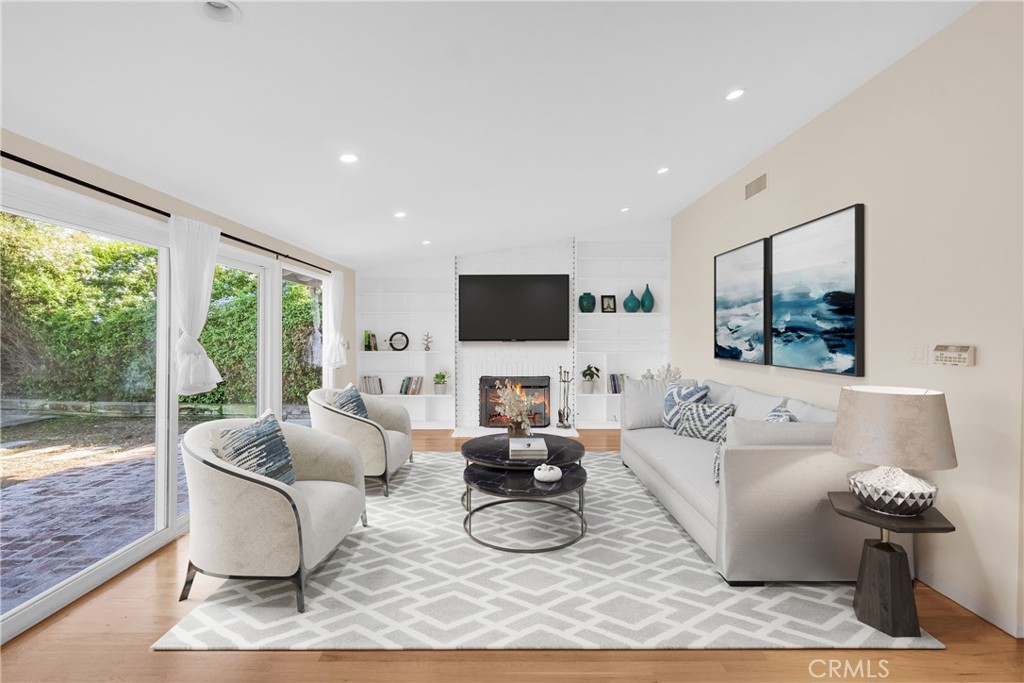 27104 Shorewood Road