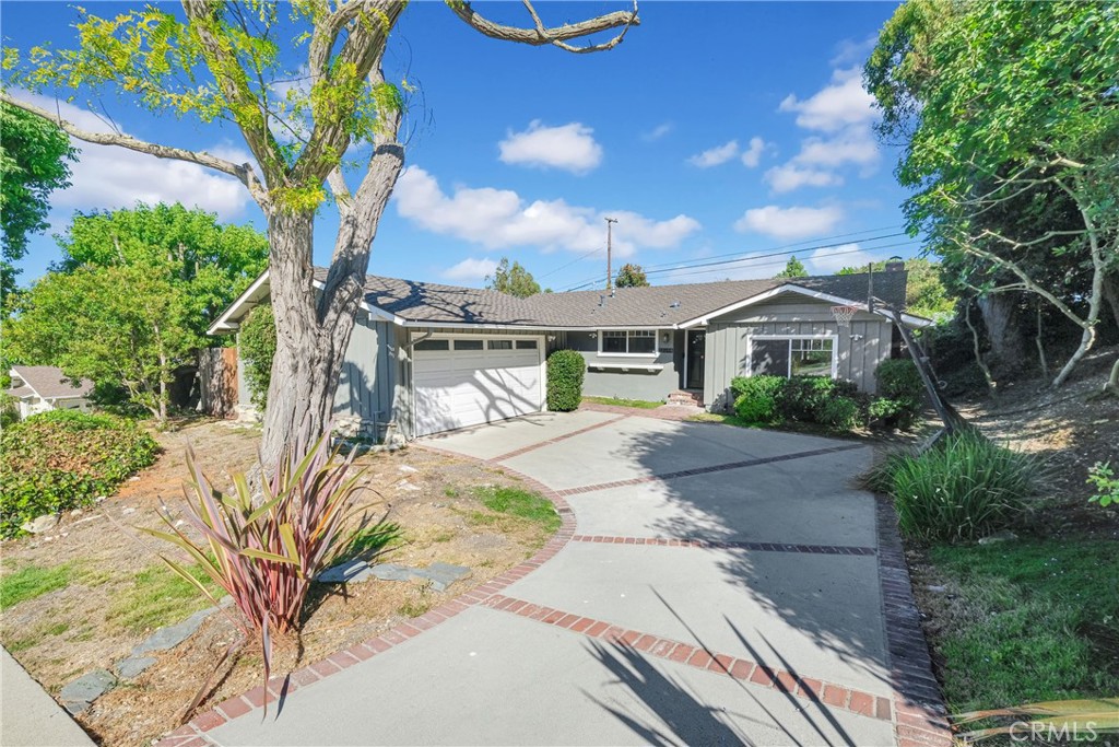 27104 Shorewood Road