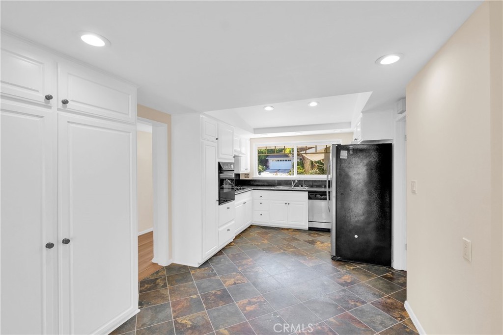 27104 Shorewood Road