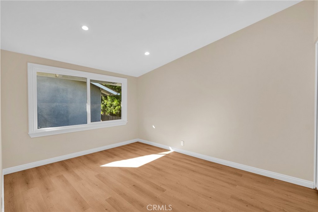 27104 Shorewood Road