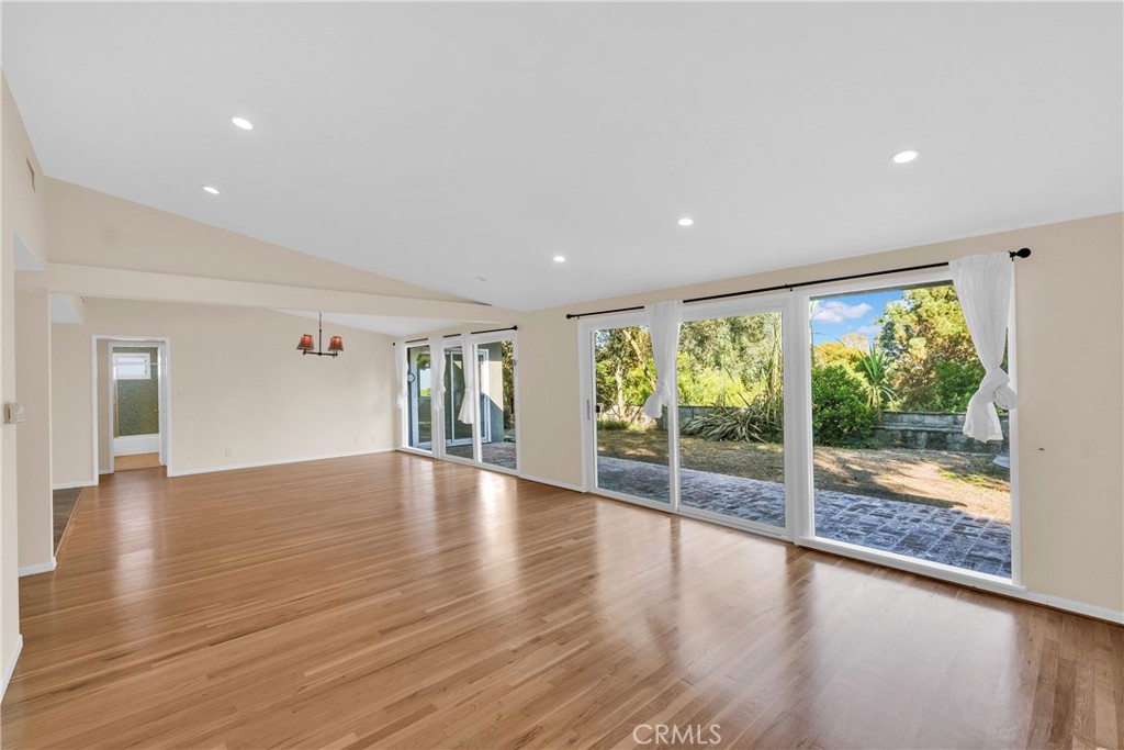 27104 Shorewood Road