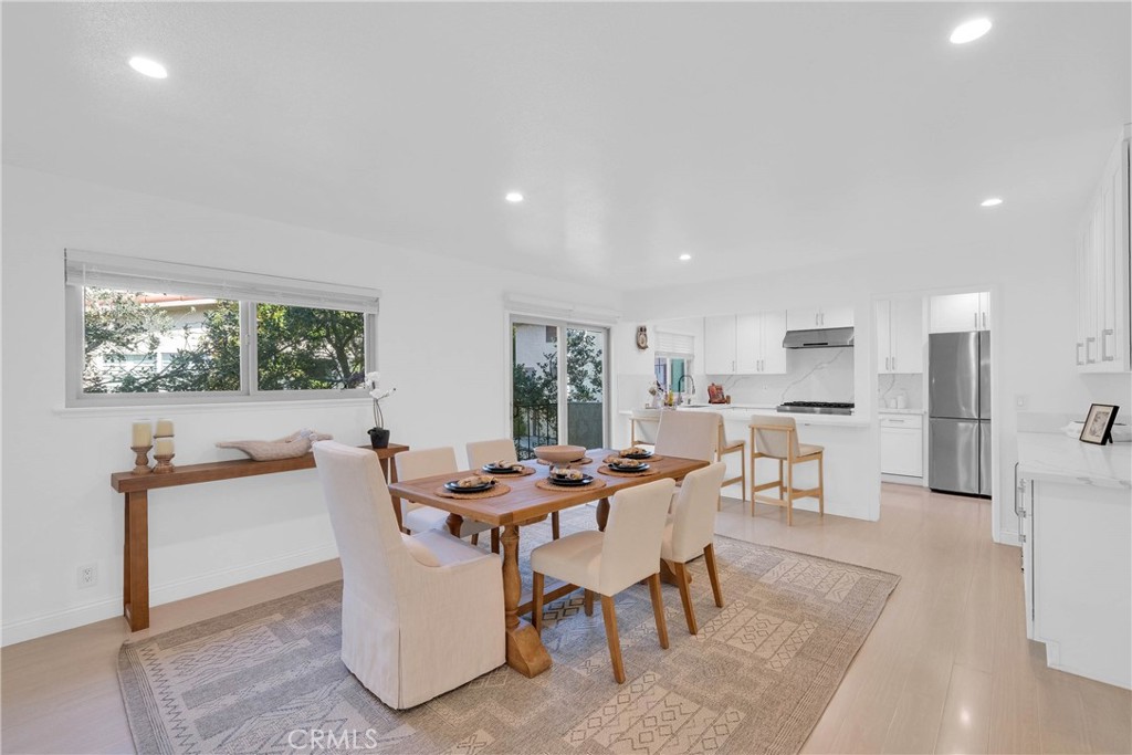 28127 Ridgethorne Court