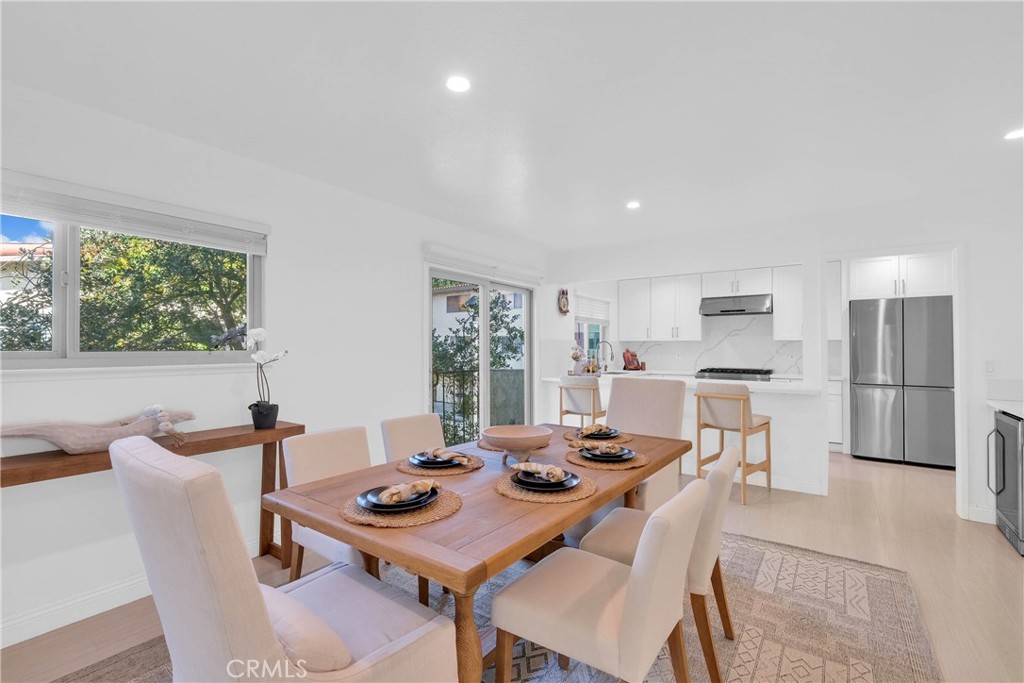 28127 Ridgethorne Court