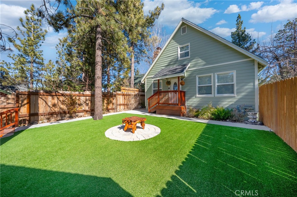 195 Knoll