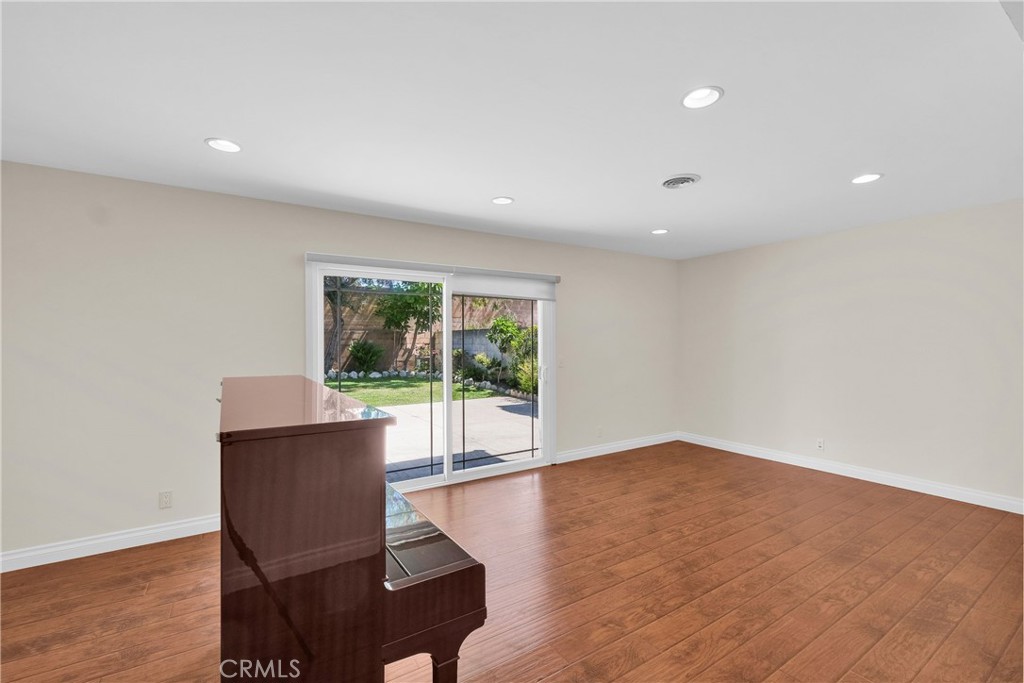 2877 W 226th Street