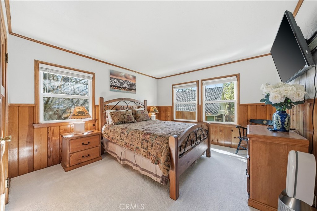 195 Knoll