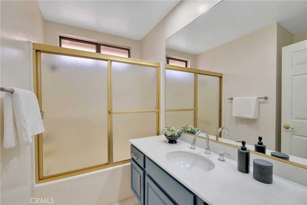 6285 Sunny Meadow