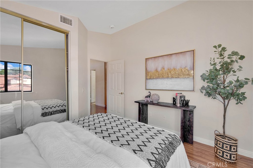 6285 Sunny Meadow