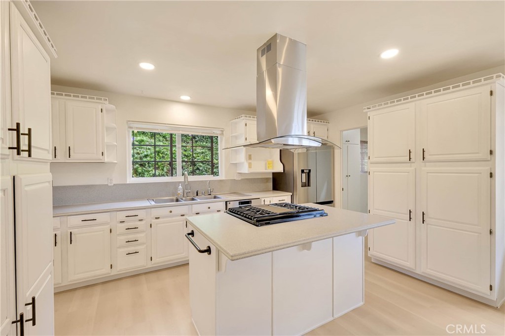6551 Abbottswood Drive