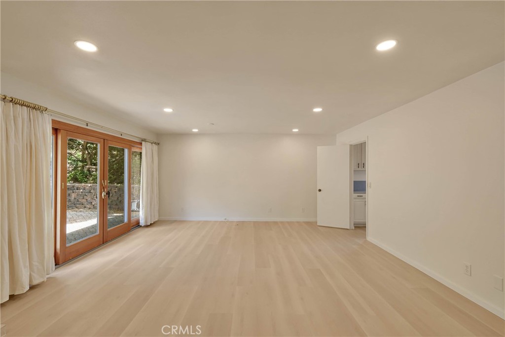 6551 Abbottswood Drive