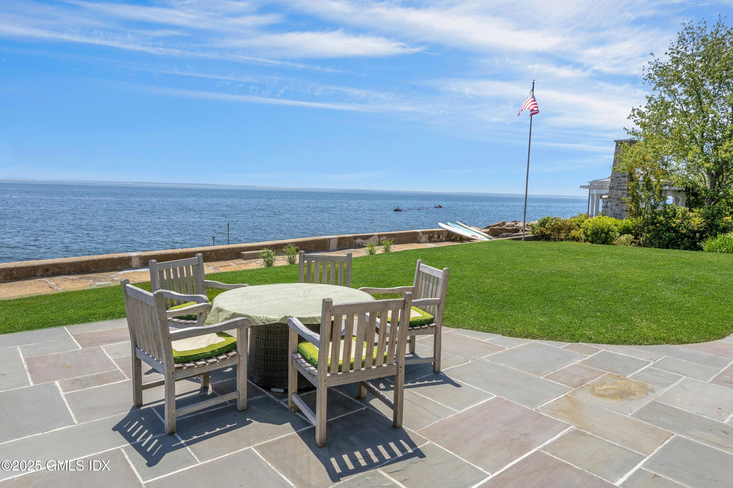 200 Shore Road