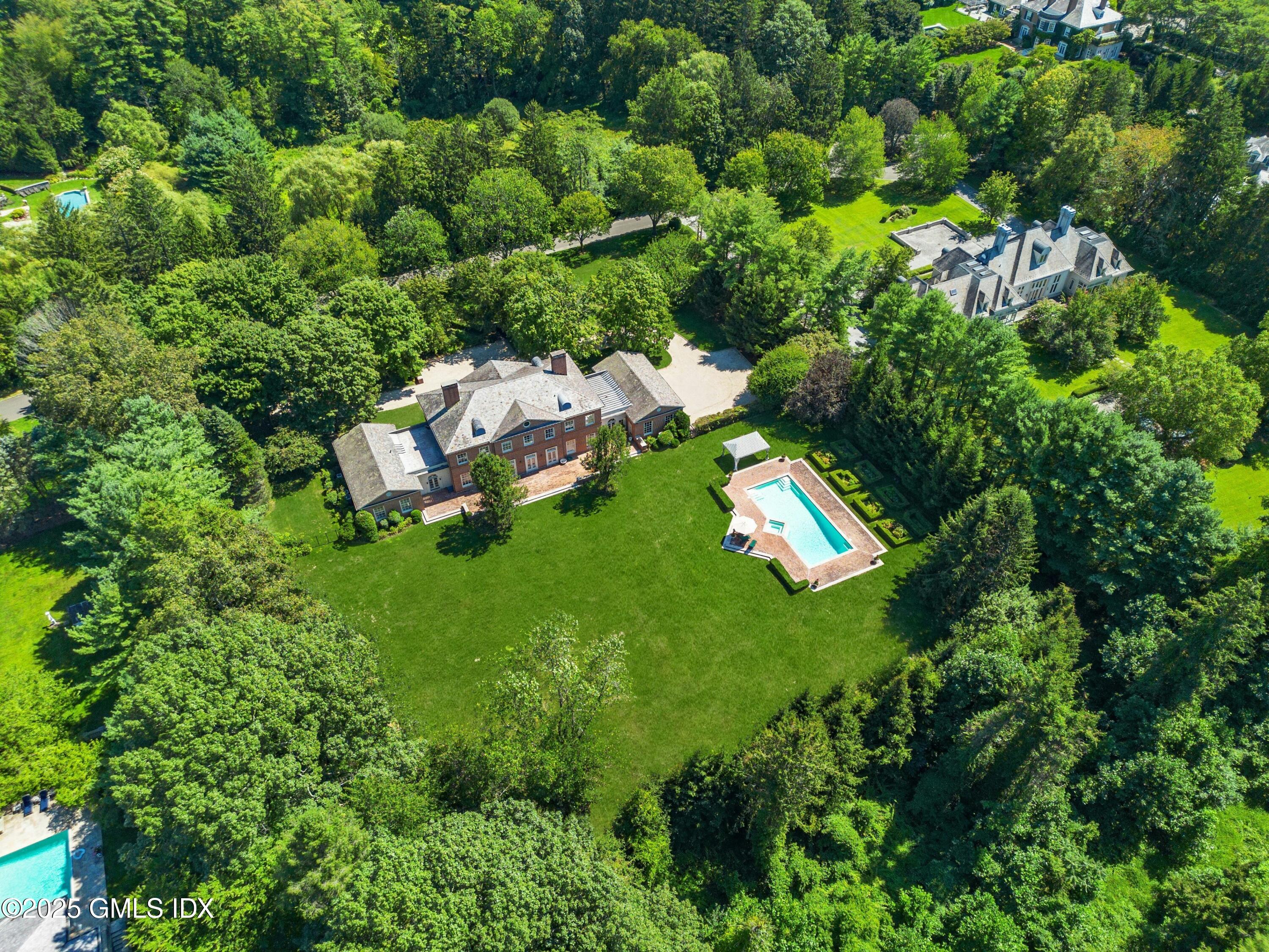 26 Andrews Farm Road