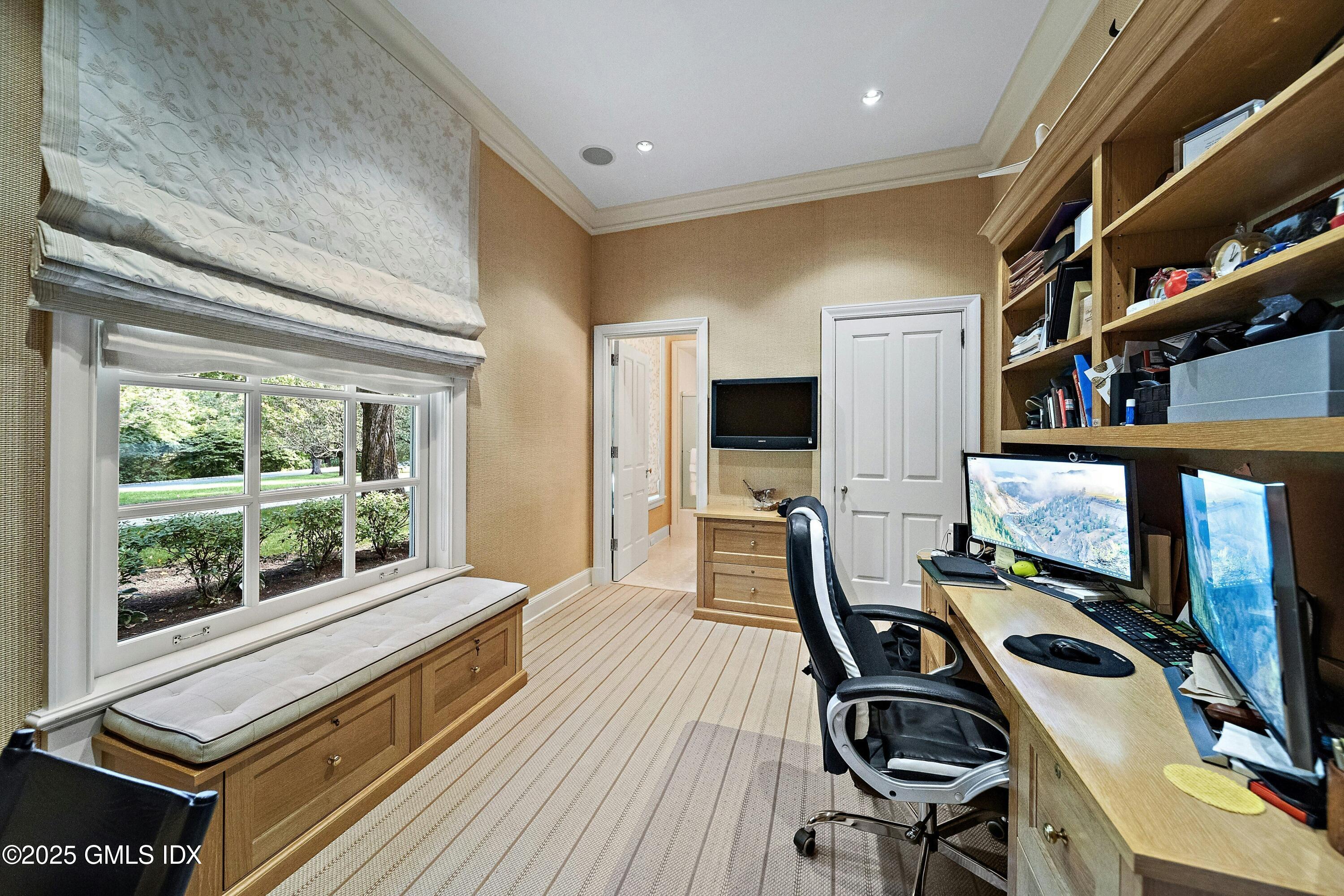 26 Andrews Farm Road