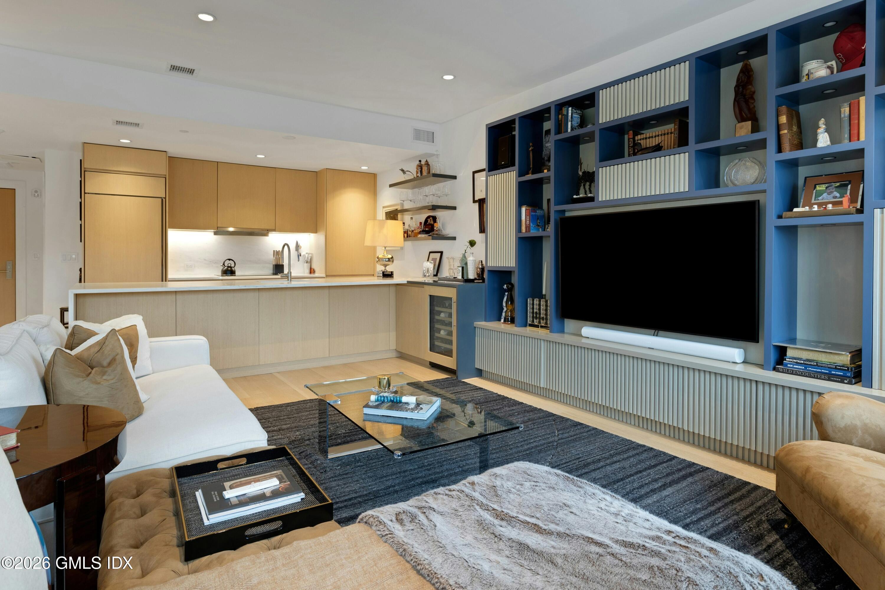 89 River Road 304