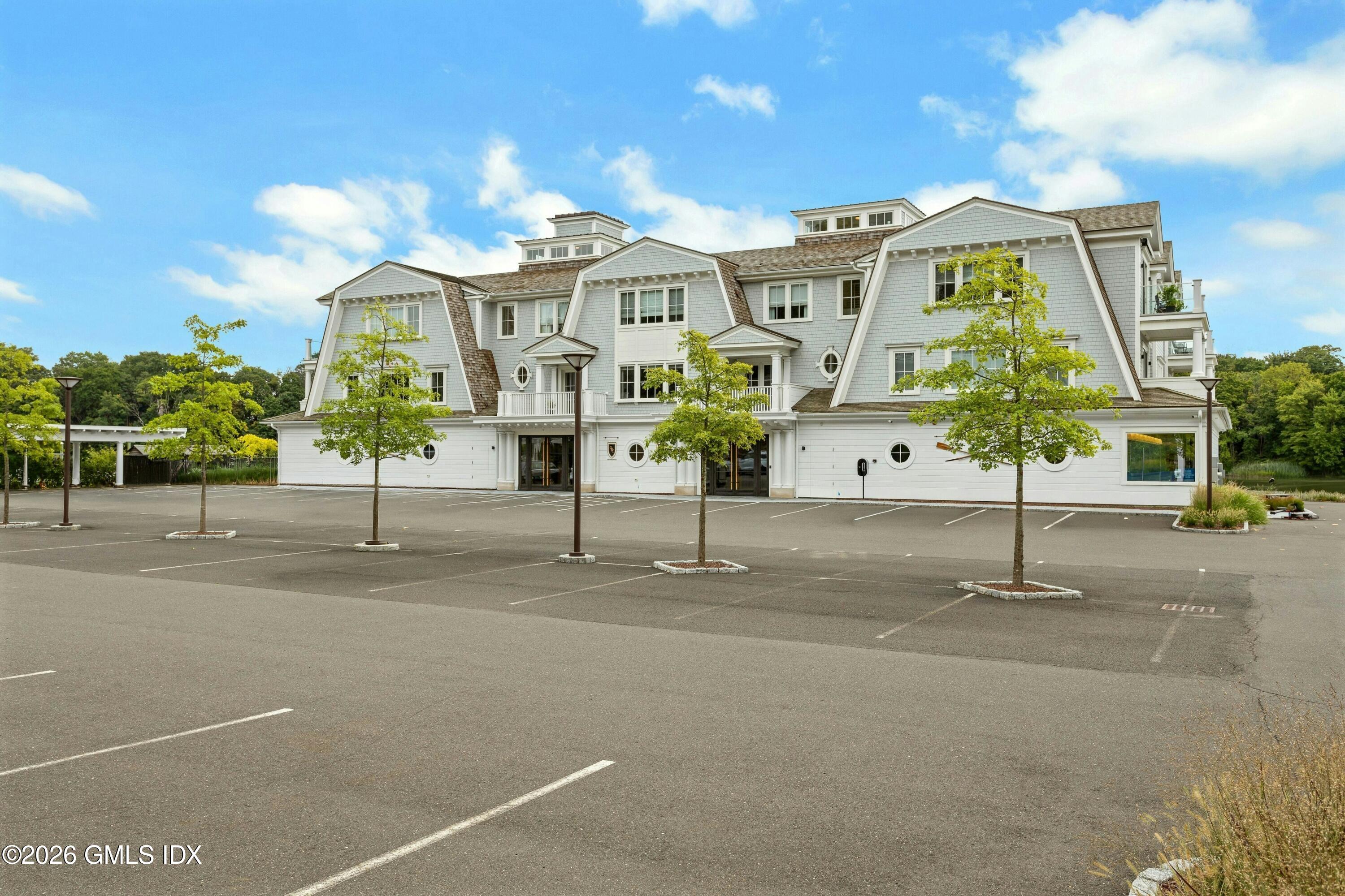89 River Road 304