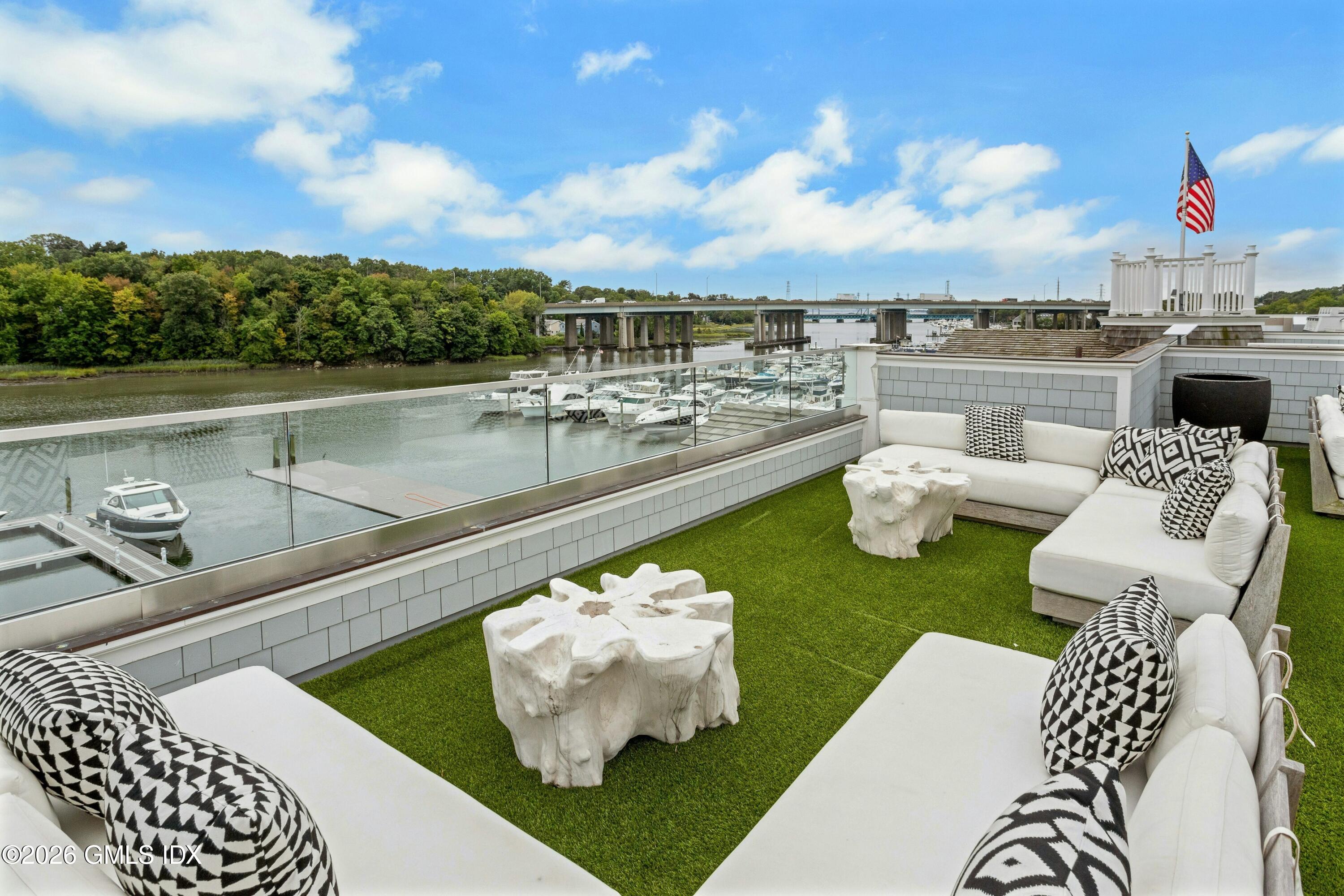 89 River Road 304