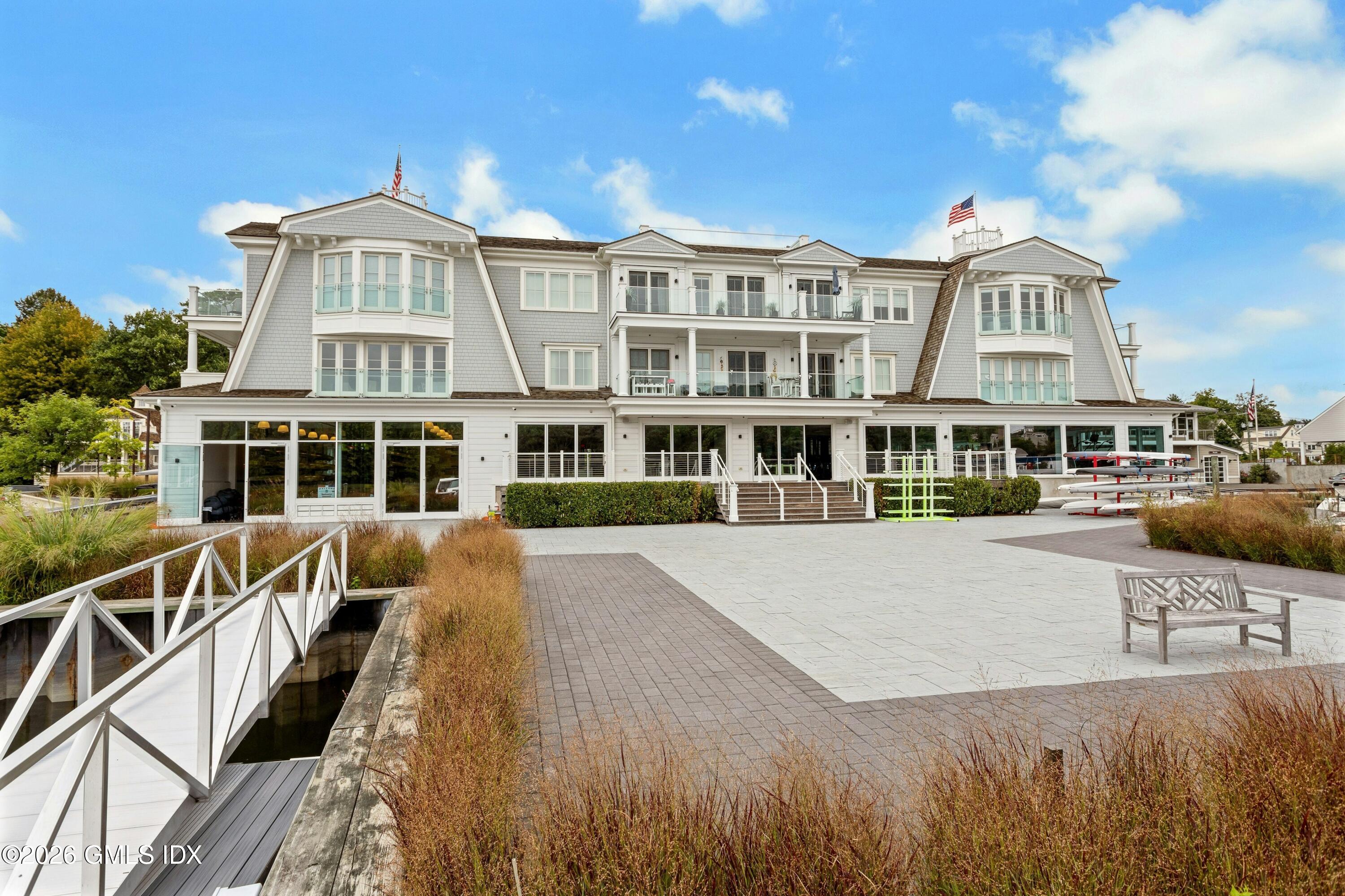 89 River Road 304