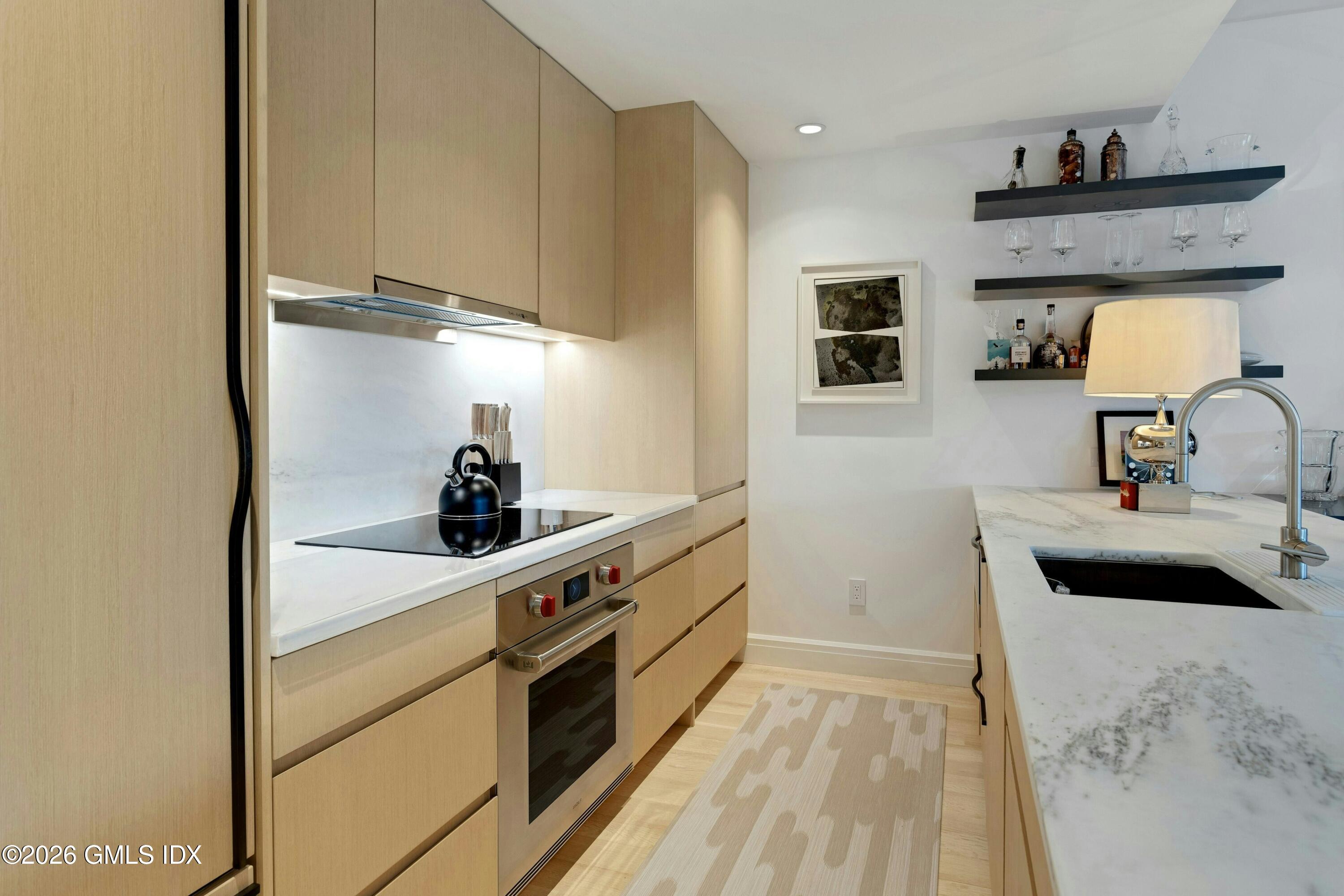 89 River Road 304