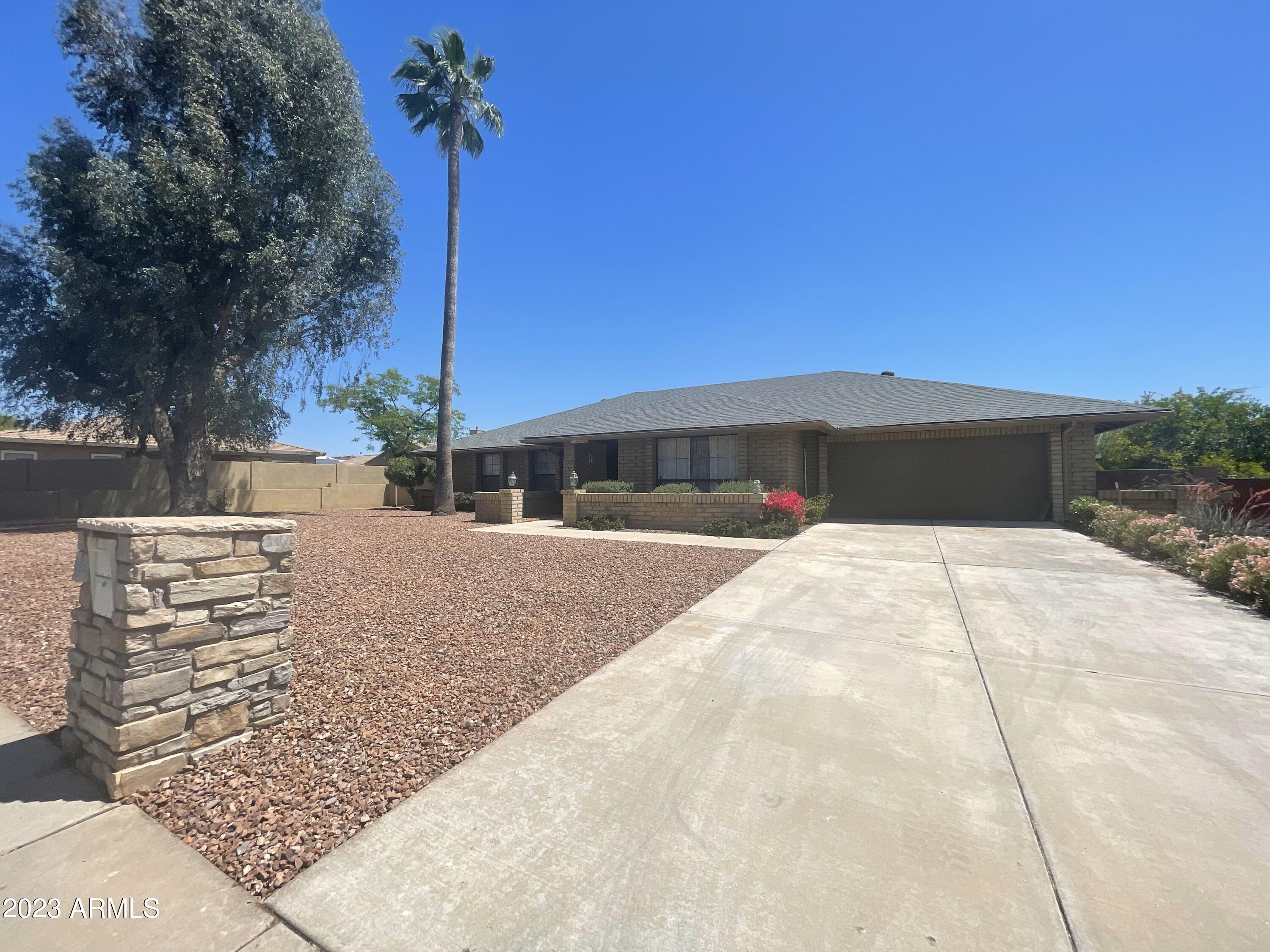 1137 E HEARN Road