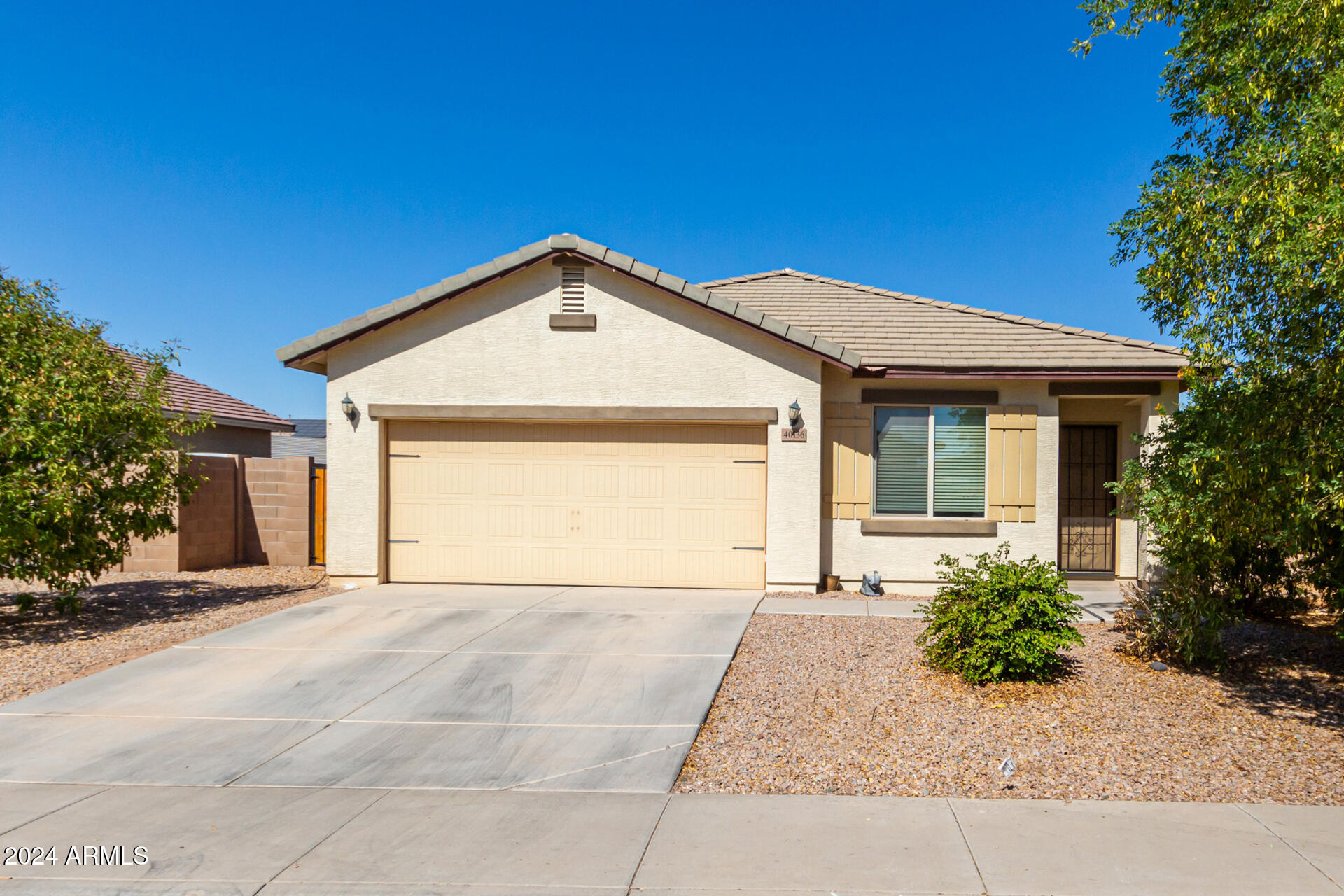 40136 W WALKER Way