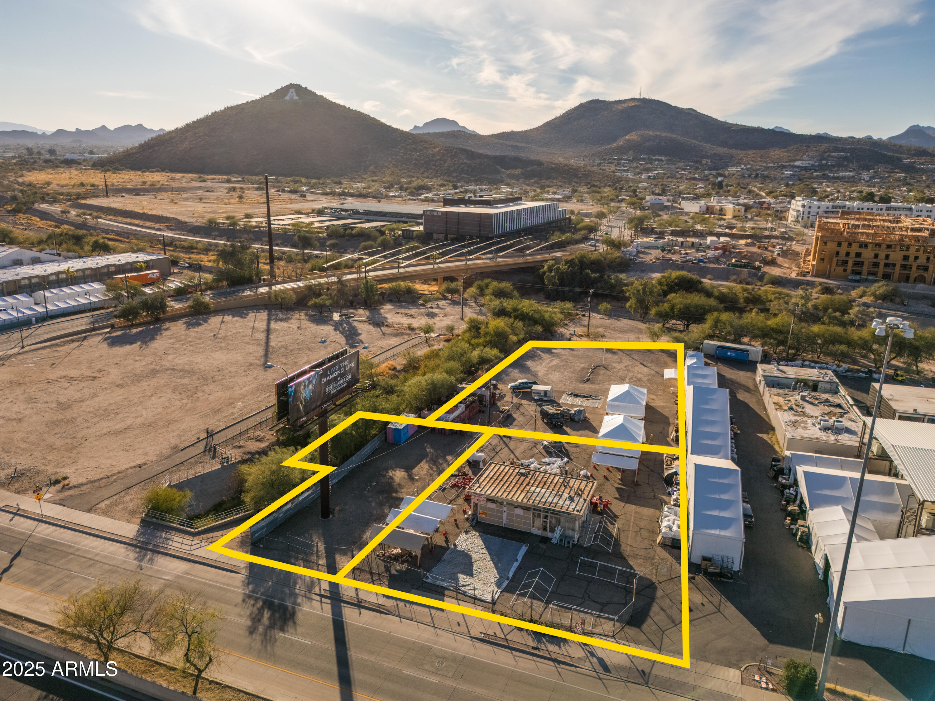 292 S S Freeway, Tucson