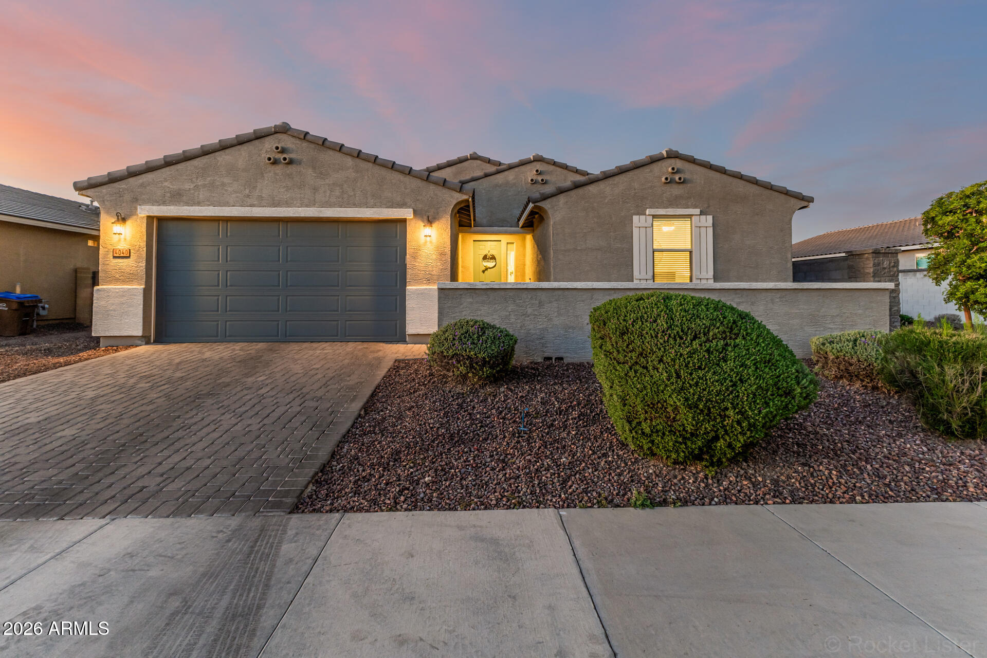 4040 E CAITLIN Drive