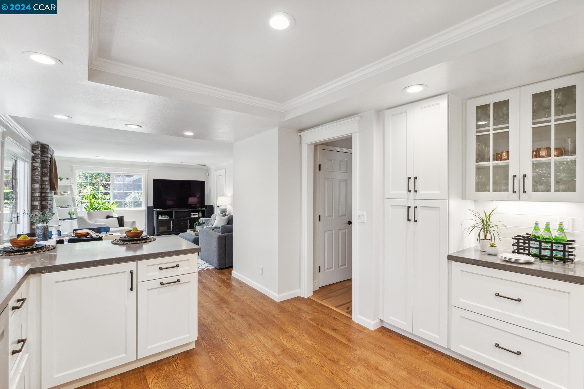 3164 Miranda Ave