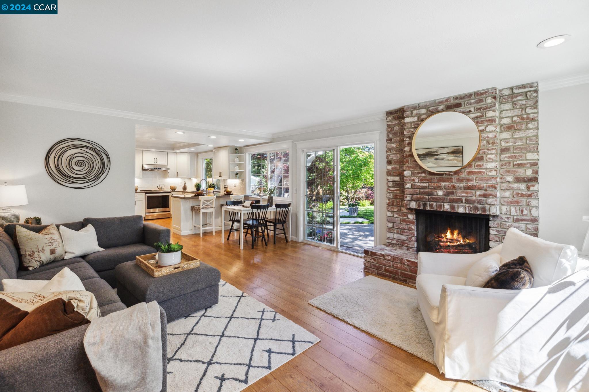3164 Miranda Ave