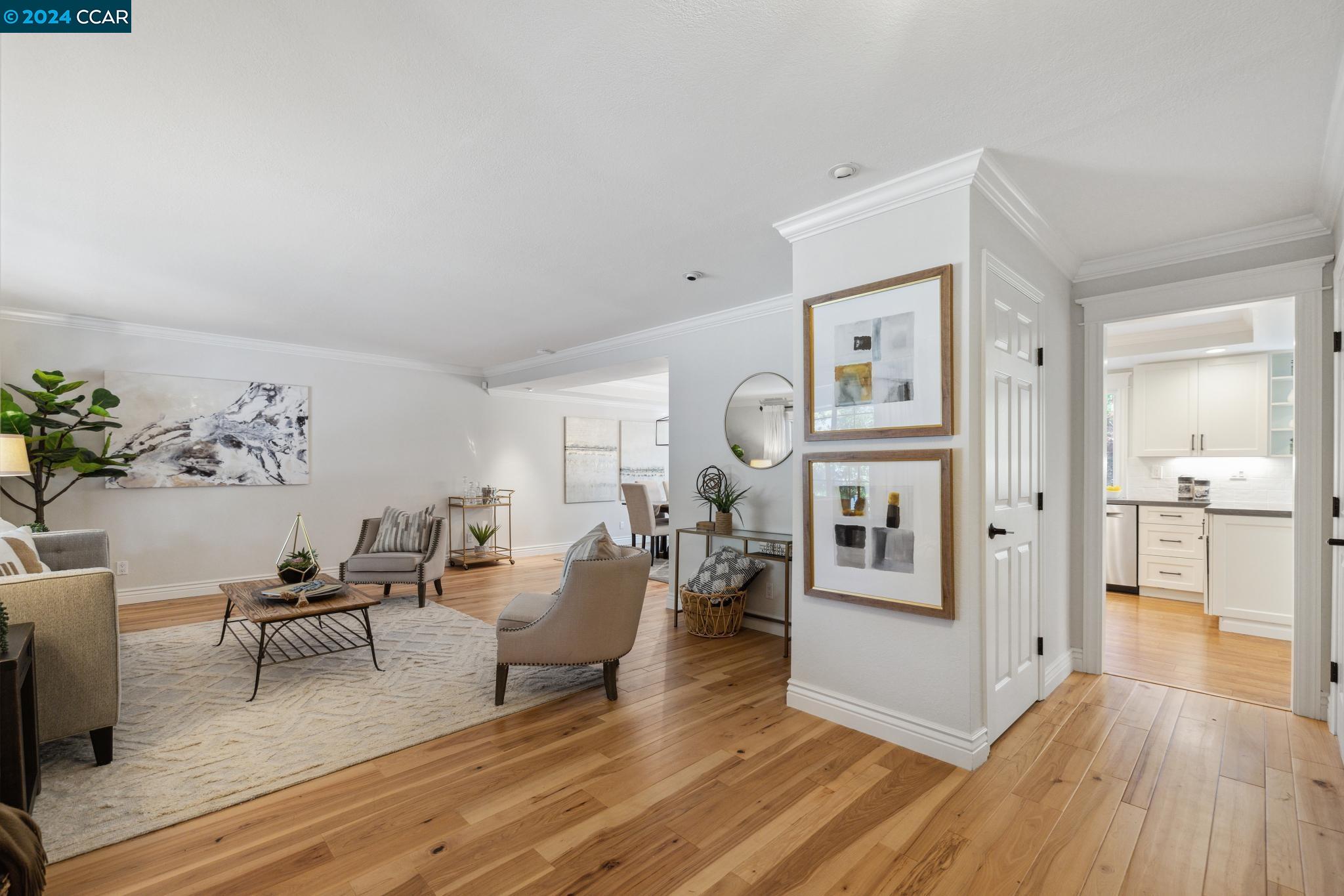 3164 Miranda Ave