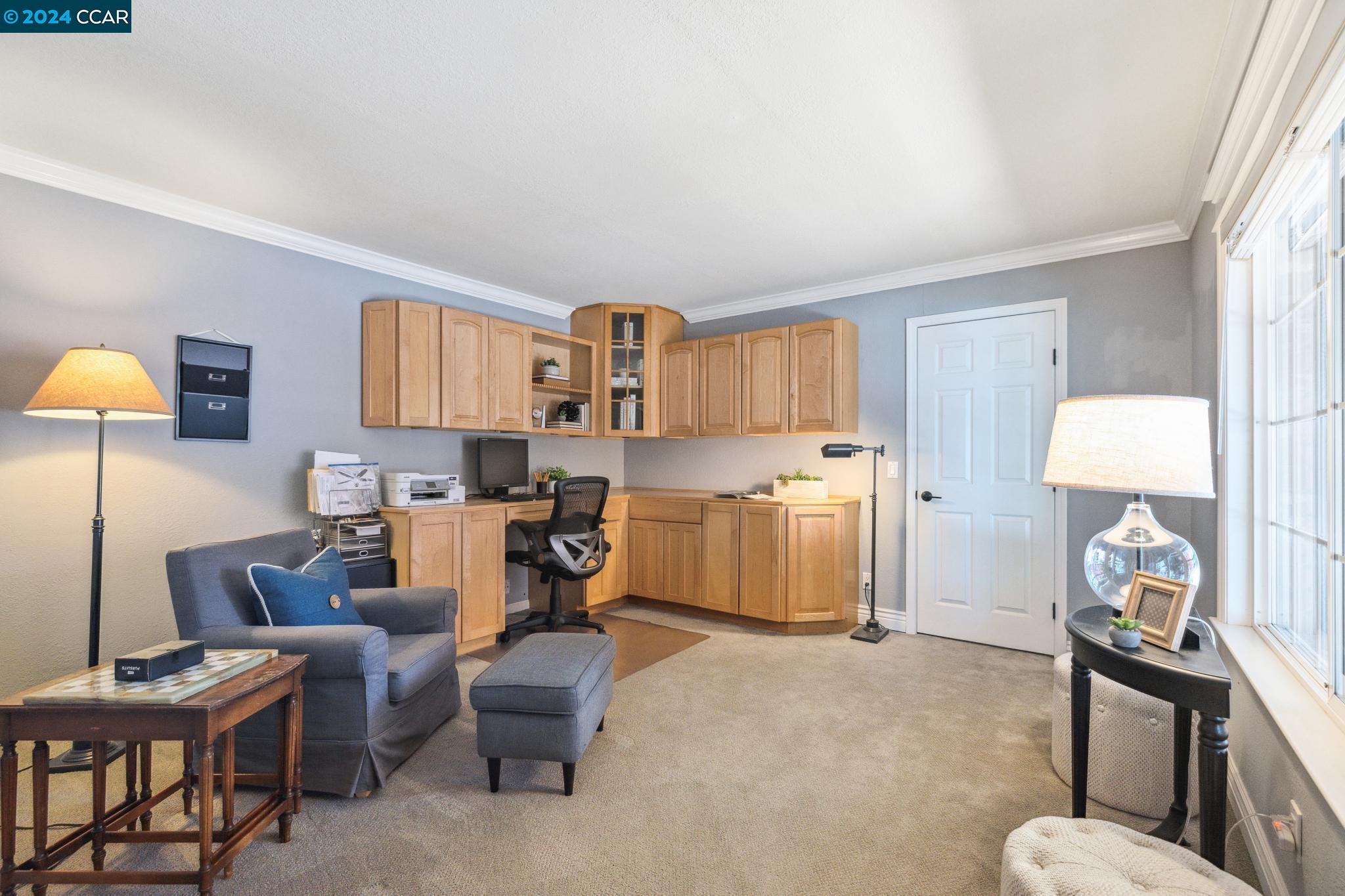 3164 Miranda Ave