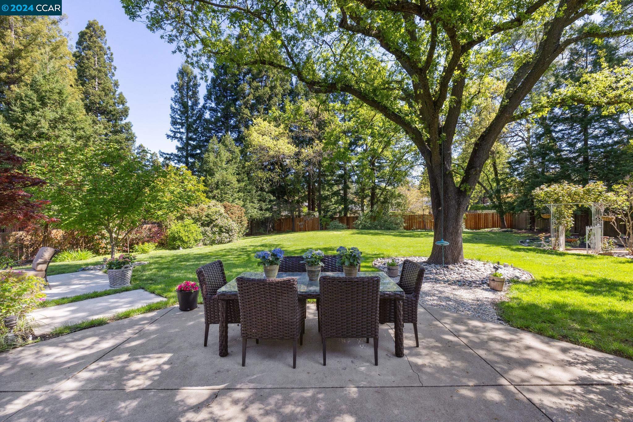 3164 Miranda Ave