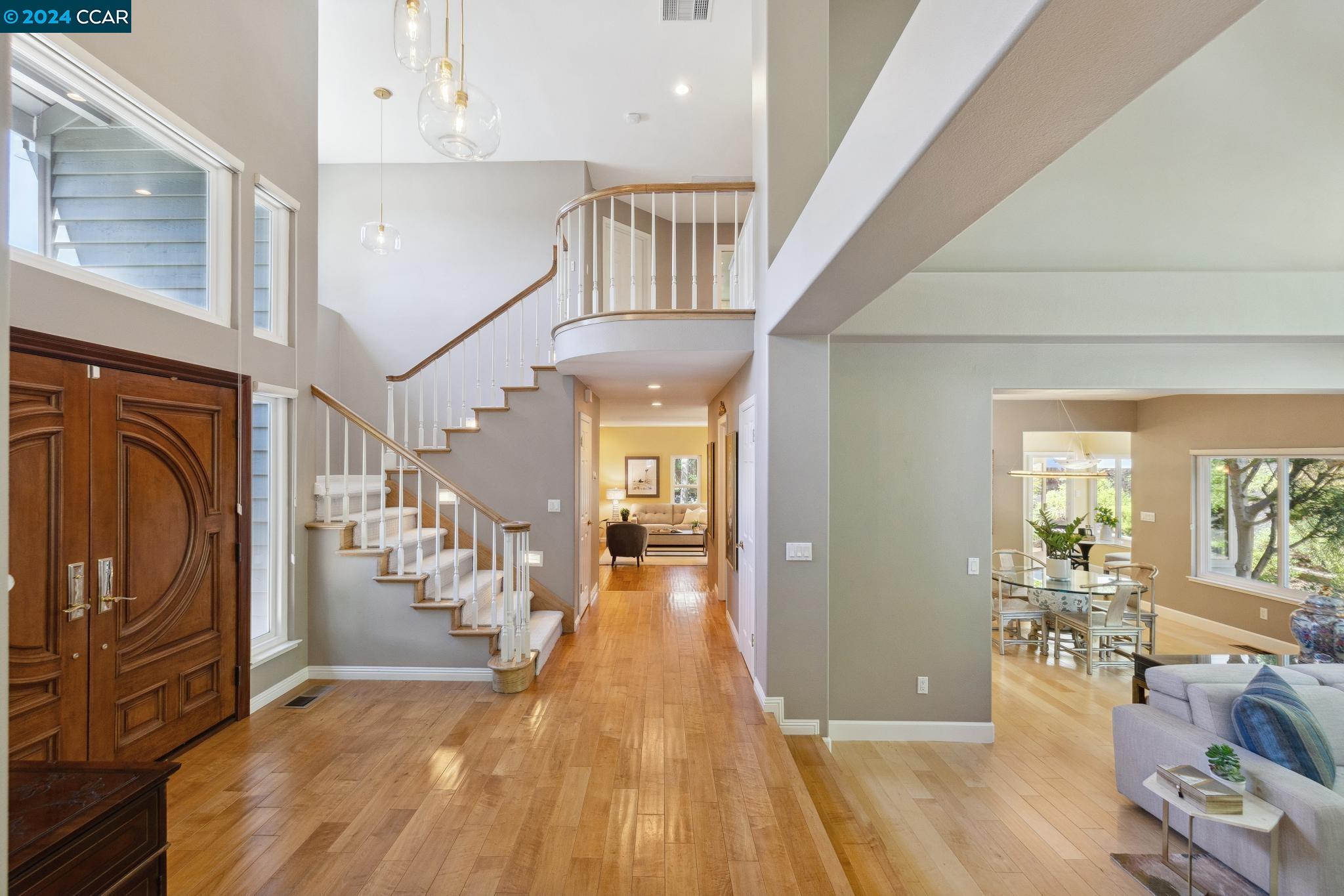 3235 Stonegate Dr