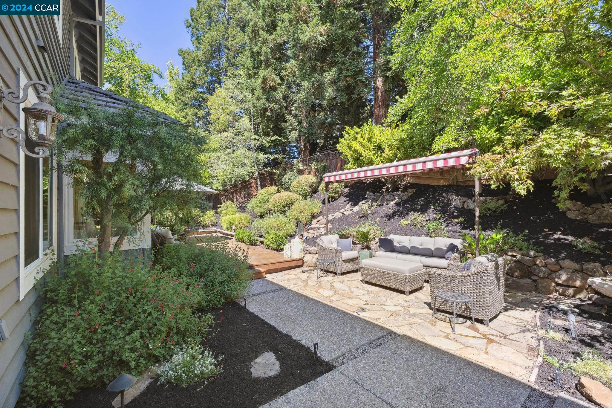3235 Stonegate Dr