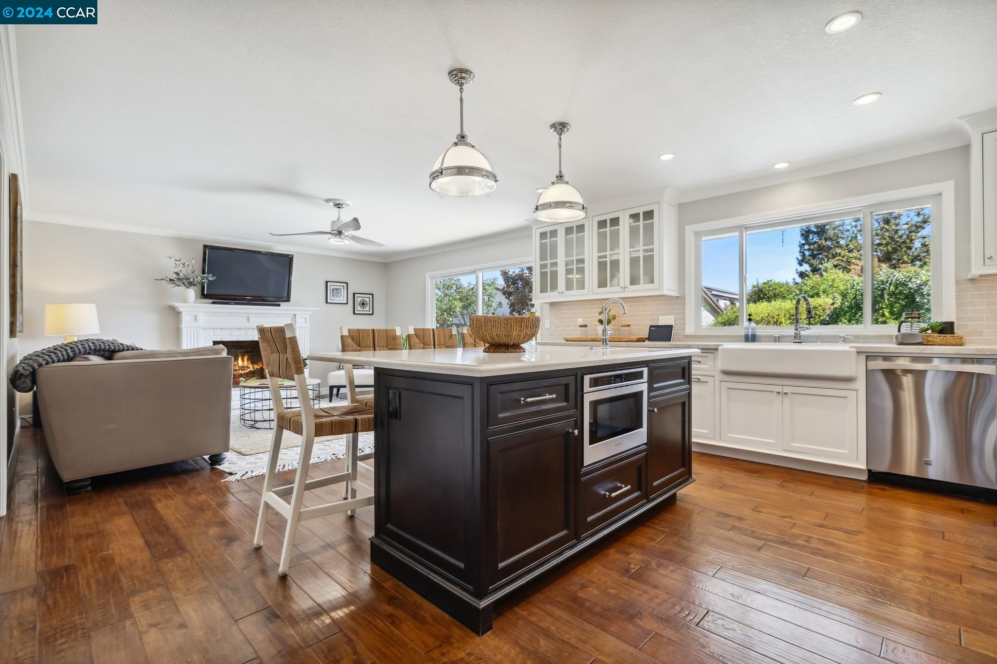 131 Pebble Pl